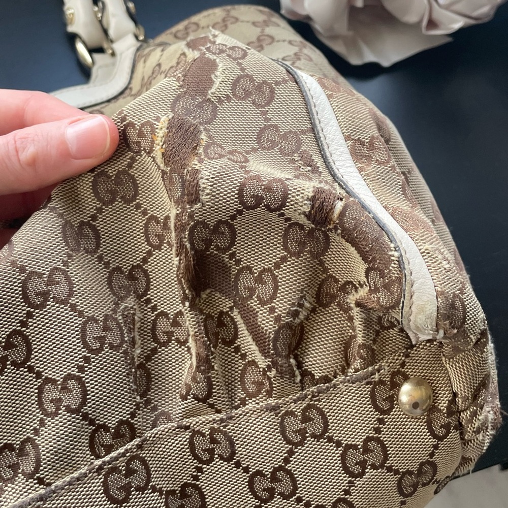 GUCCI CANVAS HOBO WITH SILVER HARDWARE - Picture 12 of 16
